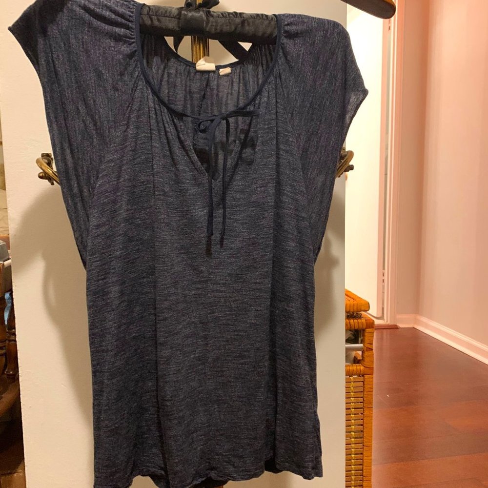 cute heather blue GAP top